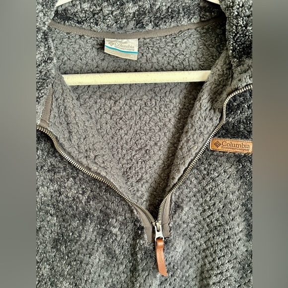 Columbia Quarter Zip Pullover - Picture 3 of 3